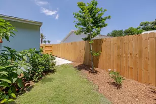 4366 Bamboo Dr, Palm Beach Gardens, FL 33410 - Photo 31