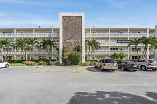 1038 Cambridge, Deerfield Beach, FL 33442 - Photo 1