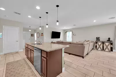 971 SW Longfellow Road, Port Saint Lucie, FL 34953 - Photo 7