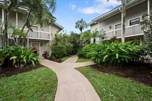 11863 Wimbledon Circle, Wellington, FL 33414 - Photo 23