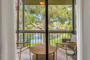11863 Wimbledon Circle, Wellington, FL 33414 - Photo 15