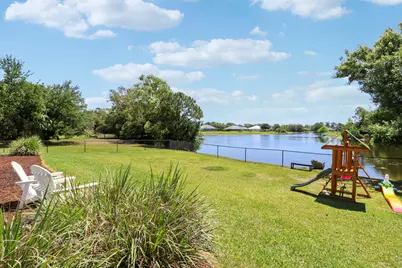 550 SE Ashley Oaks Way, Stuart, FL 34997 - Photo 51