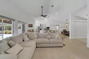 550 SE Ashley Oaks Way, Stuart, FL 34997 - Photo 9