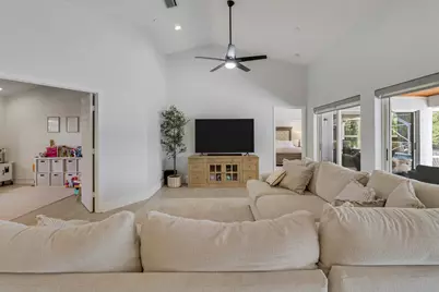 550 SE Ashley Oaks Way, Stuart, FL 34997 - Photo 13