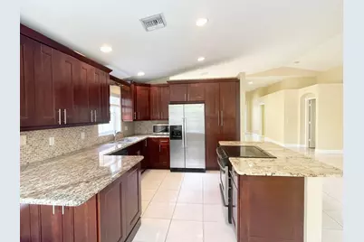 2425 Pigeon Cay, West Palm Beach, FL 33411 - Photo 3