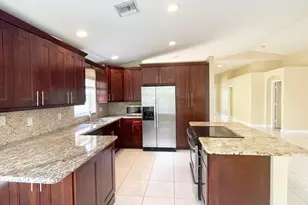 2425 Pigeon Cay, West Palm Beach, FL 33411 - Photo 3