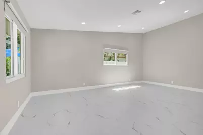 23392 E Country Club Dr Drive E, Boca Raton, FL 33428 - Photo 35