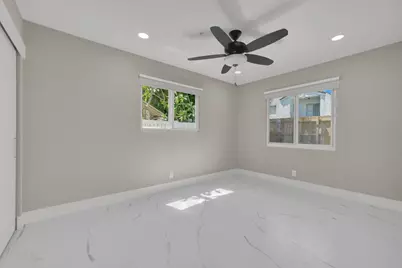 23392 E Country Club Dr Drive E, Boca Raton, FL 33428 - Photo 29