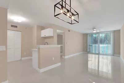 611 Villa Circle, Boynton Beach, FL 33435 - Photo 9
