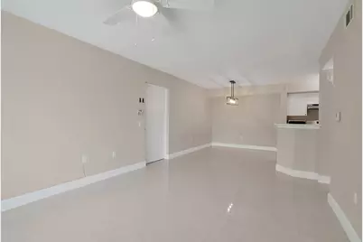 611 Villa Circle, Boynton Beach, FL 33435 - Photo 11