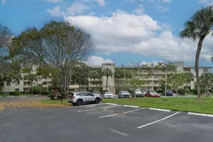 2905 Victoria Pl, Coconut Creek, FL 33066 - Photo 1