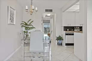 2905 Victoria Pl, Coconut Creek, FL 33066 - Photo 5