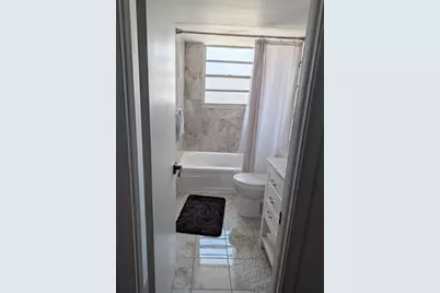 137 Golden Isles Drive, Hallandale Beach, FL 33009 - Photo 9
