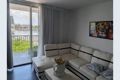 137 Golden Isles Drive, Hallandale Beach, FL 33009 - Photo 3