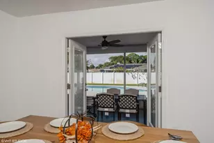 595 11th Ave, Vero Beach, FL 32962 - Photo 13