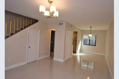 300 80th Street, Miami Beach, FL 33141 - Photo 7
