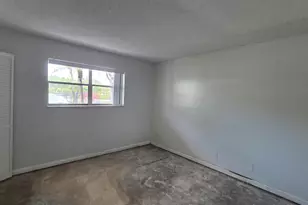 6020 NW 44th St, Lauderhill, FL 33319 - Photo 7