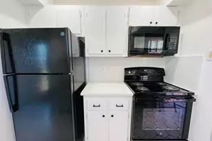 11 Golfs Edge E, West Palm Beach, FL 33417 - Photo 3