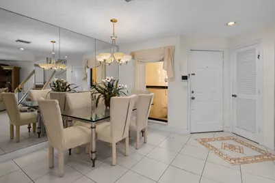 3404 Emerald Oaks Drive #803, Hollywood, FL 33021 - Photo 9