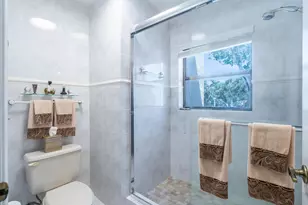 3404 Emerald Oaks Dr, Hollywood, FL 33021 - Photo 45