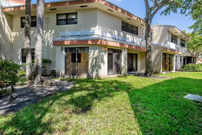 3404 Emerald Oaks Drive #803, Hollywood, FL 33021 - Photo 27