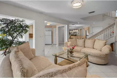 3404 Emerald Oaks Drive #803, Hollywood, FL 33021 - Photo 13