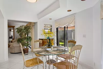3404 Emerald Oaks Drive #803, Hollywood, FL 33021 - Photo 17