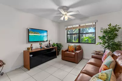3404 Emerald Oaks Drive #803, Hollywood, FL 33021 - Photo 19