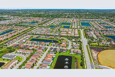 8883 Kingsmoor Way, Lake Worth, FL 33467 - Photo 33