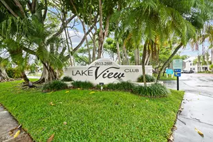 2861 N Oakland Forest Dr, Oakland Park, FL 33309 - Photo 27