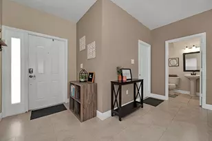 381 NE 35th Ter, Homestead, FL 33033 - Photo 5