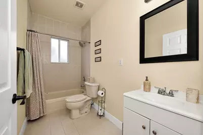 381 NE 35th Terrace, Homestead, FL 33033 - Photo 15