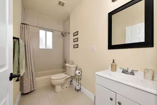 381 NE 35th Ter, Homestead, FL 33033 - Photo 15