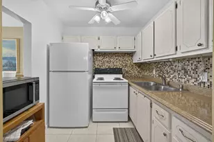 414 Windsor R, West Palm Beach, FL 33417 - Photo 1