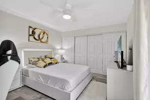 4355 Village Dr, Delray Beach, FL 33445 - Photo 17