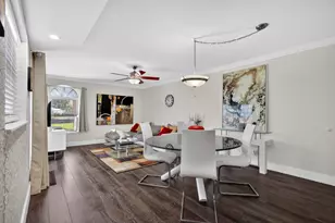4355 Village Dr, Delray Beach, FL 33445 - Photo 11
