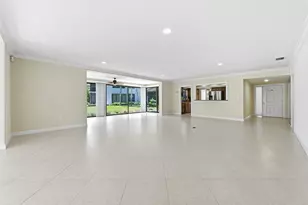 2730 W Polo Island Dr, Wellington, FL 33414 - Photo 13