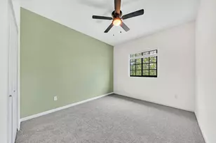 4208 N Dixie Hwy, Oakland Park, FL 33334 - Photo 15