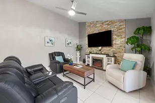 4258 S Landar Dr, Lake Worth, FL 33463 - Photo 9