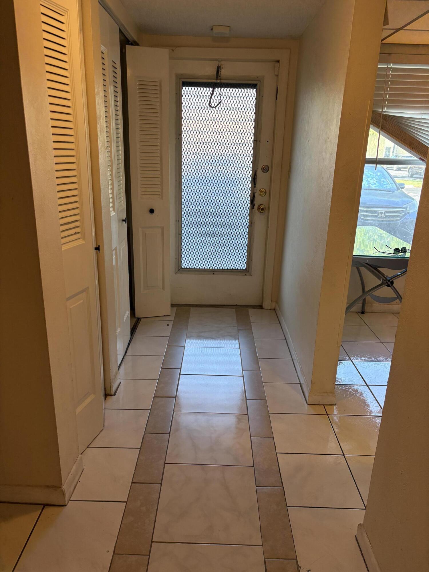6051 NW 61st Ave #109 main architectural view