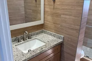1815 N Surf Rd, Hollywood, FL 33019 - Photo 29