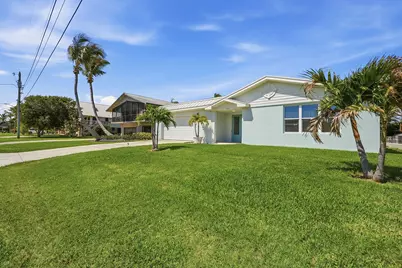 1123 Granada, Hutchinson Island, FL 34949 - Photo 5