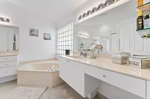 6887 Viale Elizabeth, Delray Beach, FL 33446 - Photo 25