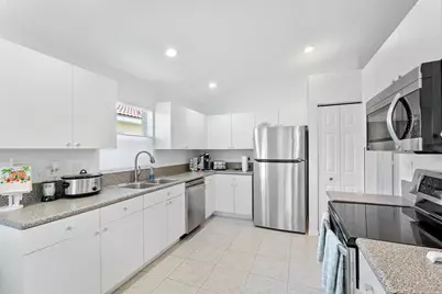 6887 Viale Elizabeth, Delray Beach, FL 33446 - Photo 17