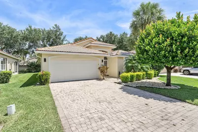 6887 Viale Elizabeth, Delray Beach, FL 33446 - Photo 1