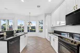 8198 Azure Coast Blvd, Lake Worth, FL 33467 - Photo 5