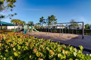 599 SE Villandry Way, Port Saint Lucie, FL 34984 - Photo 35