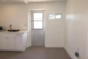 436 Fontana Dr, Palm Springs, FL 33461 - Photo 7