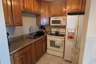 170 Horizons E, Boynton Beach, FL 33435 - Photo 9