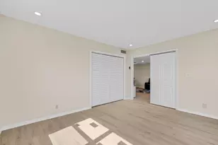 2901 S Palm Aire Dr, Pompano Beach, FL 33069 - Photo 19